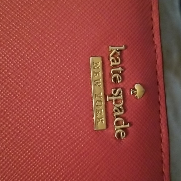 Bifold Kate Spade pink wallet - Picture 2 of 4